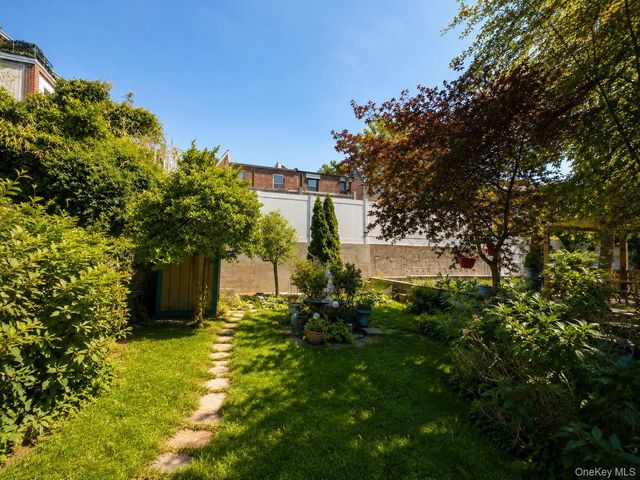 2440 Morgan Avenue, Bronx, NY 10469