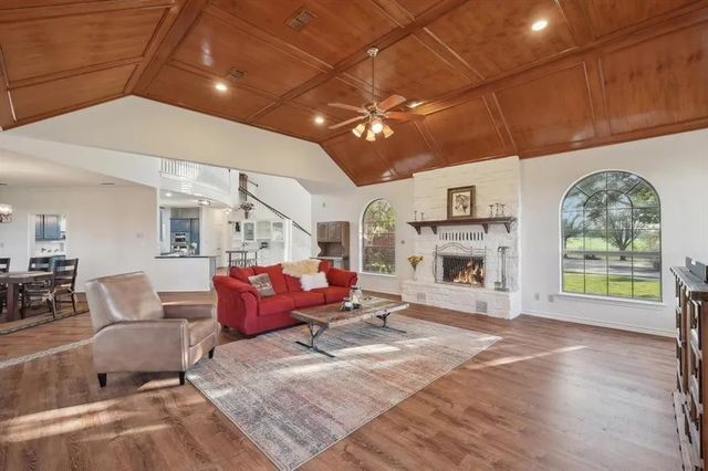 11410 Massey Road, Pilot Point, TX 76258