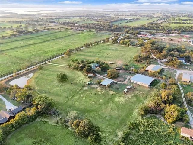 11410 Massey Road, Pilot Point, TX 76258