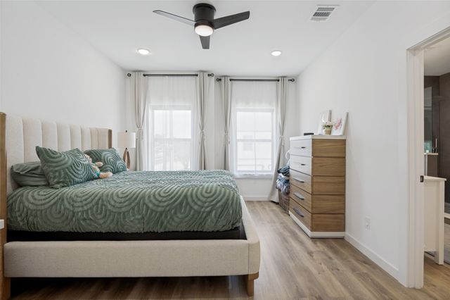 1000 17th Street, Plano, TX 75074