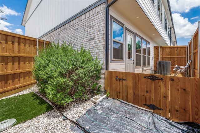 1000 17th Street, Plano, TX 75074