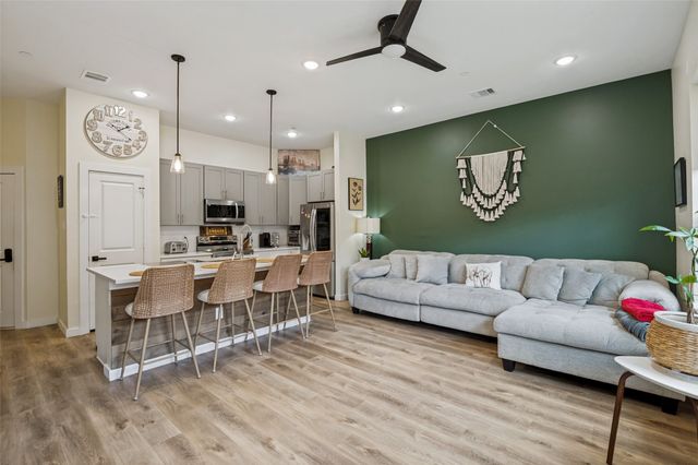 1000 17th Street, Plano, TX 75074