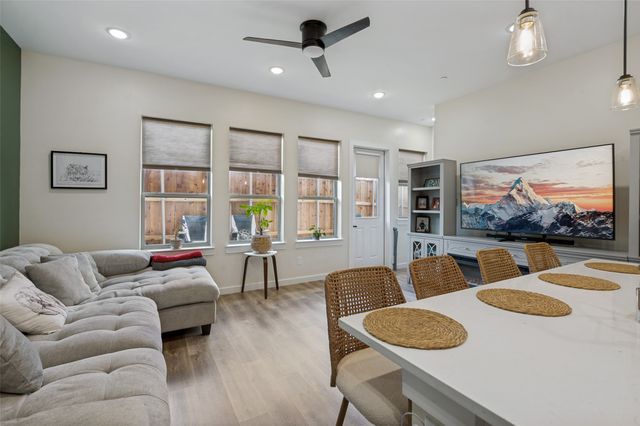 1000 17th Street, Plano, TX 75074