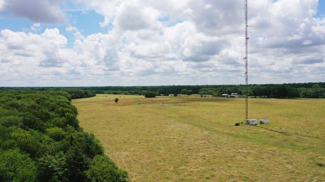 18048 Us-69, Whitewright, TX 75491