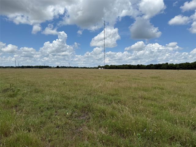 18048 Us-69, Whitewright, TX 75491
