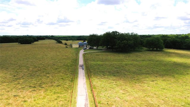 18048 Us-69, Whitewright, TX 75491