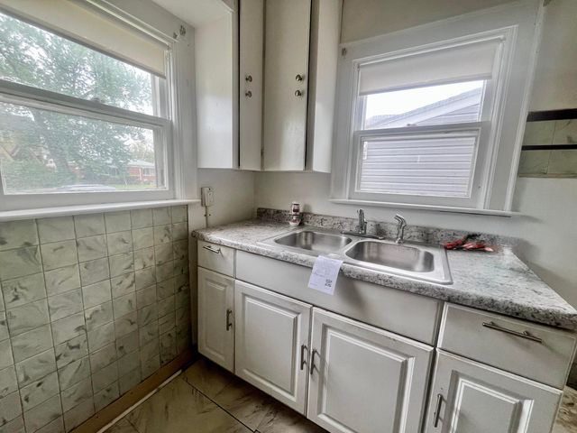 19249 Marx Street, Detroit, MI 48203