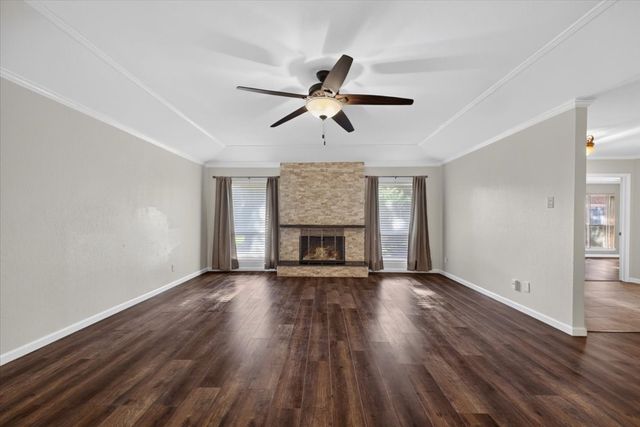 646 St Charles Court, Arlington, TX 76013