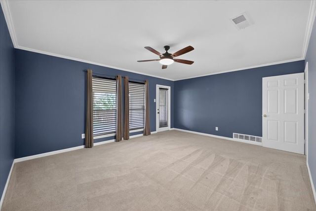 646 St Charles Court, Arlington, TX 76013