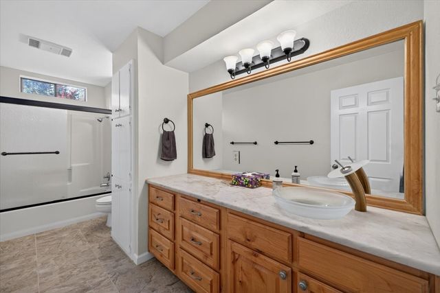 646 St Charles Court, Arlington, TX 76013