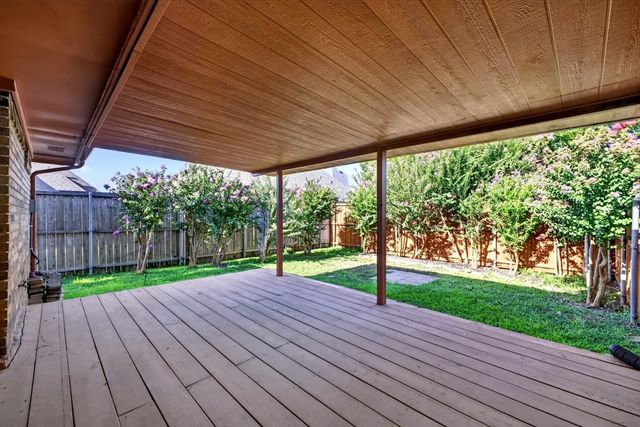 646 St Charles Court, Arlington, TX 76013