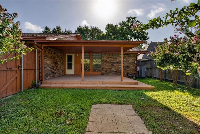 646 St Charles Court, Arlington, TX 76013