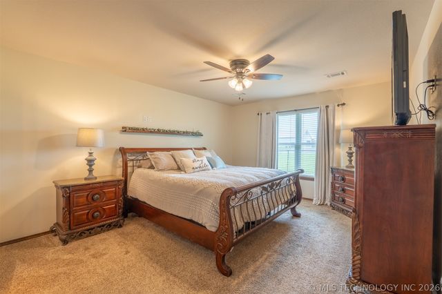 110 Dogwood Drive, Mannford, OK 74044