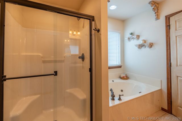 110 Dogwood Drive, Mannford, OK 74044