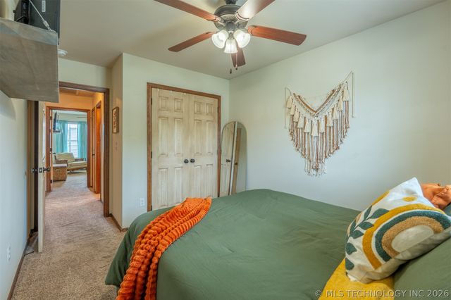 110 Dogwood Drive, Mannford, OK 74044