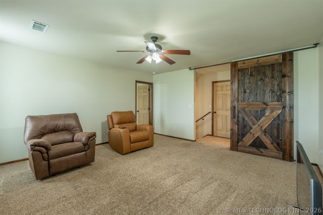 110 Dogwood Drive, Mannford, OK 74044