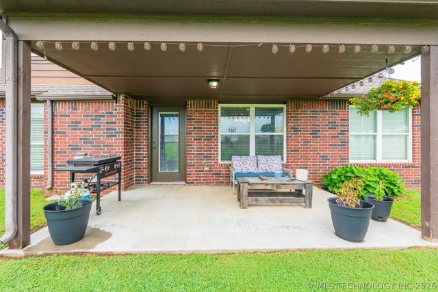 110 Dogwood Drive, Mannford, OK 74044