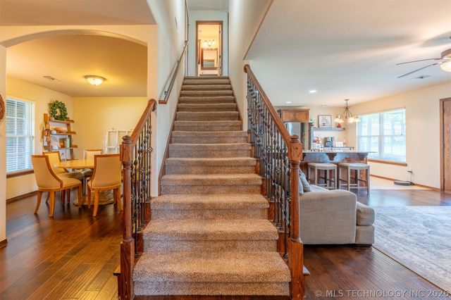 110 Dogwood Drive, Mannford, OK 74044