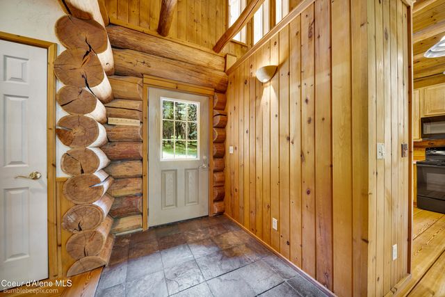 4900 E HUDLOW RD, Hayden, ID 83835