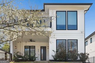 32 Walthall Street NE A, Atlanta, GA 30307