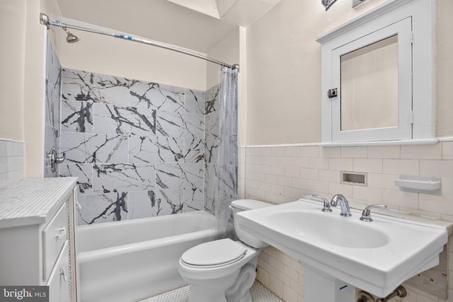 6649 N FAIRHILL STREET ST N, Philadelphia, PA 19126