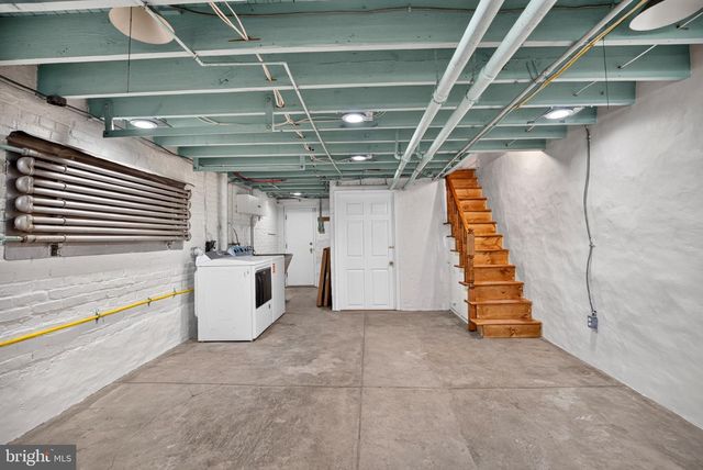 6649 N FAIRHILL STREET ST N, Philadelphia, PA 19126