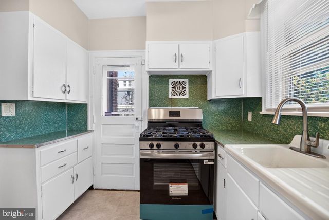 6649 N FAIRHILL STREET ST N, Philadelphia, PA 19126