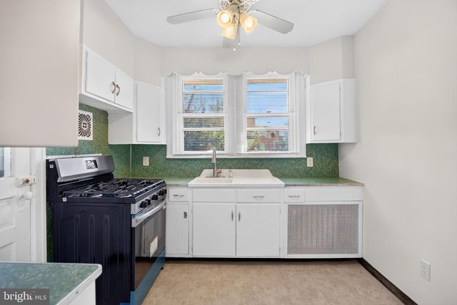 6649 N FAIRHILL STREET ST N, Philadelphia, PA 19126