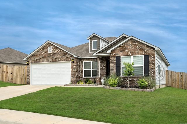 2105 Dandelion Drive, Benton, AR 72019