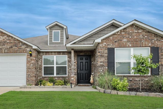 2105 Dandelion Drive, Benton, AR 72019