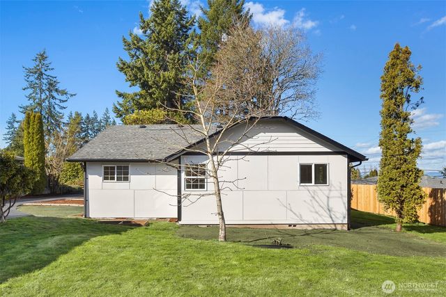 208 78th Place SW, Everett, WA 98203