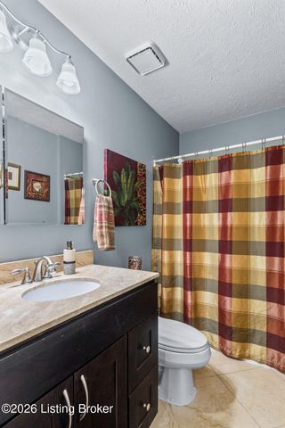 3314 Hunsinger Ln, Louisville, KY 40220