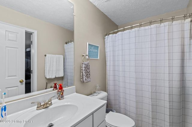 3314 Hunsinger Ln, Louisville, KY 40220