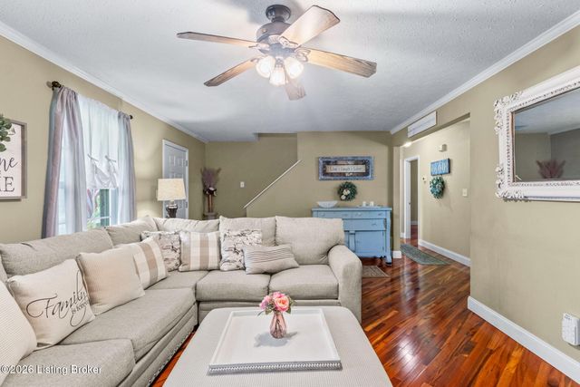 3314 Hunsinger Ln, Louisville, KY 40220