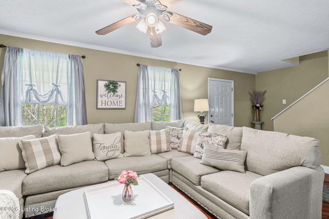 3314 Hunsinger Ln, Louisville, KY 40220