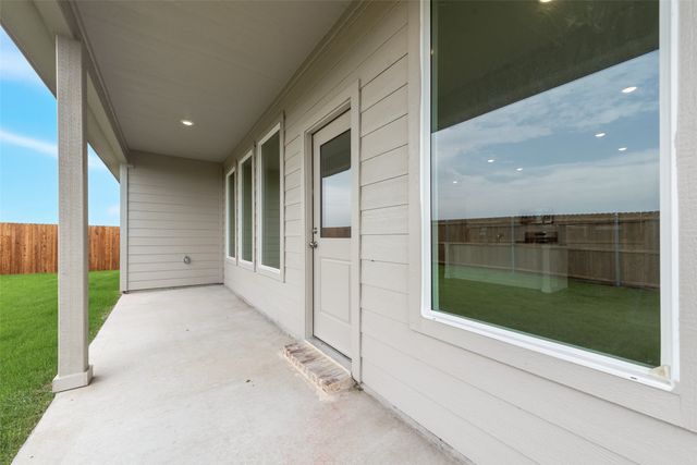 900 Sugarberry Street, Mckinney, TX 75407