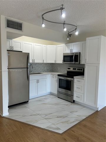 1400 SW 124th Ter 405Q, Pembroke Pines, FL 33027