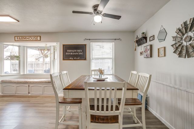 301 Lena Lane, Burleson, TX 76028