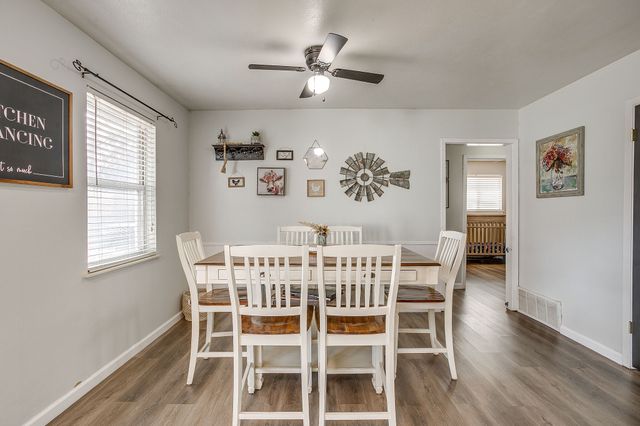 301 Lena Lane, Burleson, TX 76028