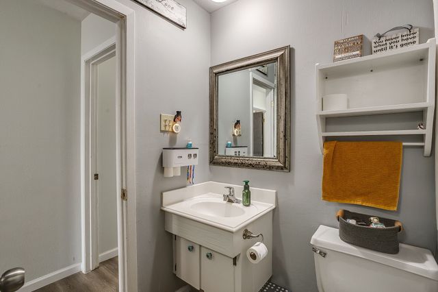 301 Lena Lane, Burleson, TX 76028