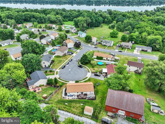 30 SUSQUEHANNOCK TRL, York Haven, PA 17370