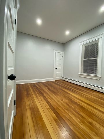 24 Hancock St 2, Peabody, MA 01960