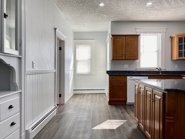 24 Hancock St 2, Peabody, MA 01960