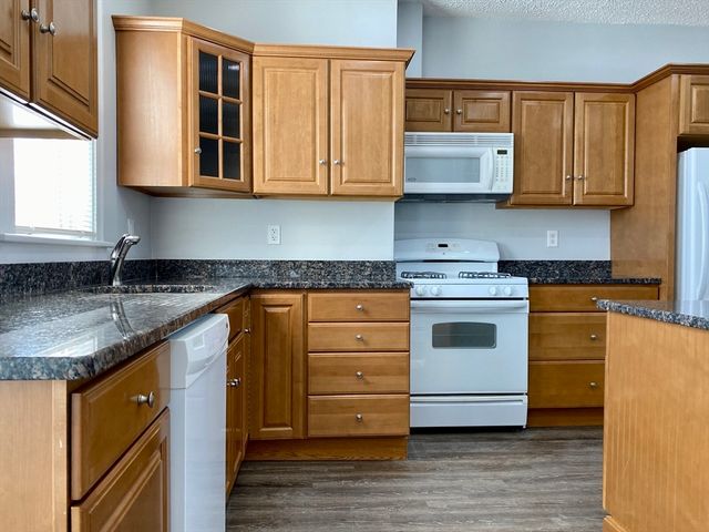 24 Hancock St 2, Peabody, MA 01960