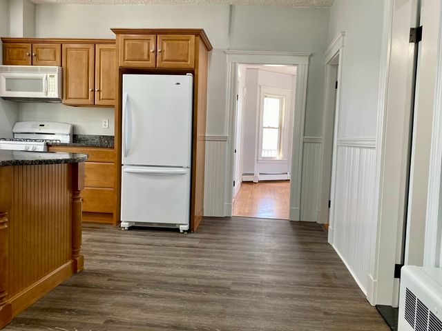 24 Hancock St 2, Peabody, MA 01960