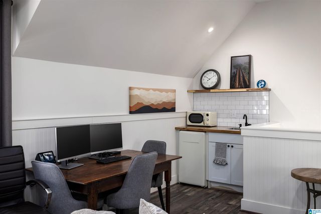 98 HAWTHORN STREET, Birmingham, AL 35242