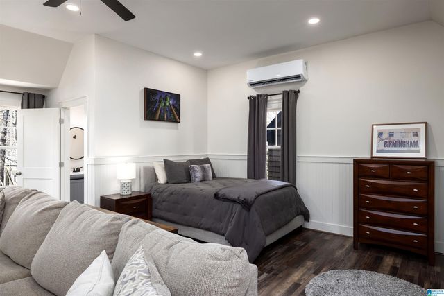 98 HAWTHORN STREET, Birmingham, AL 35242