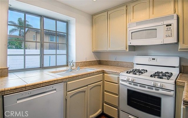 2652 Santa Ana E, Costa Mesa, CA 92627