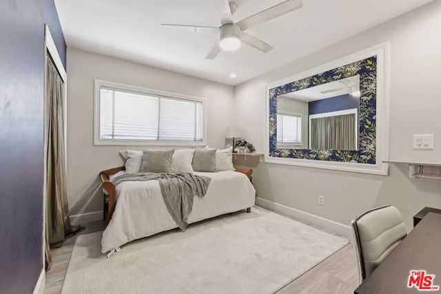 5220 Mary Ellen Avenue, Sherman Oaks, CA 91401