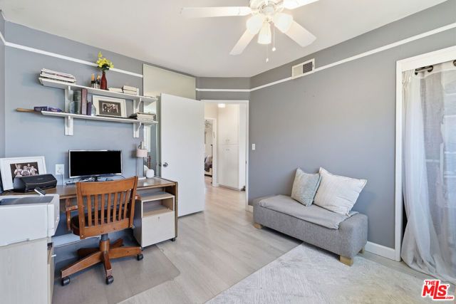 5220 Mary Ellen Avenue, Sherman Oaks, CA 91401